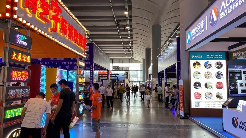 小型舞台尺寸如何选择？揭秘舞台搭建的关键要素