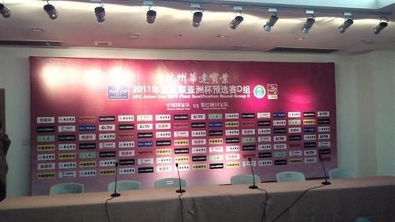 亚克力广告材质：揭秘其独特魅力与适用场景